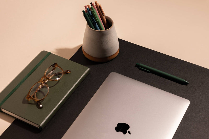 Anecdote Desk Pad: Camel / Regular