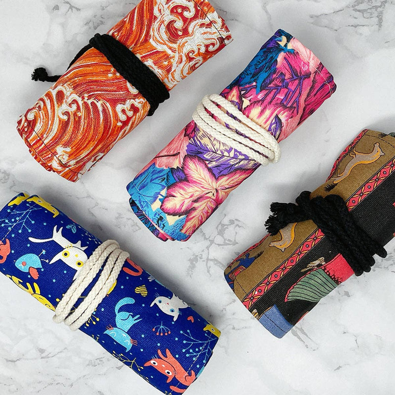 Wrapables Pencil Roll Organizer,  Wrap Pouch (72 slots): Skulls & Roses
